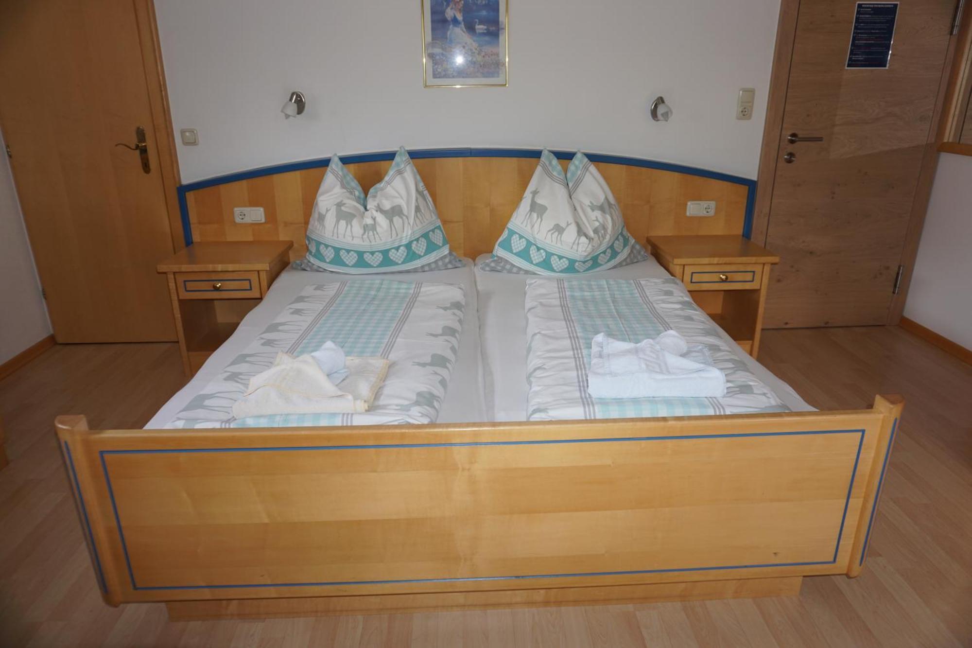Pension & Appartements Anny Maria Alm am Steinernen Meer Εξωτερικό φωτογραφία