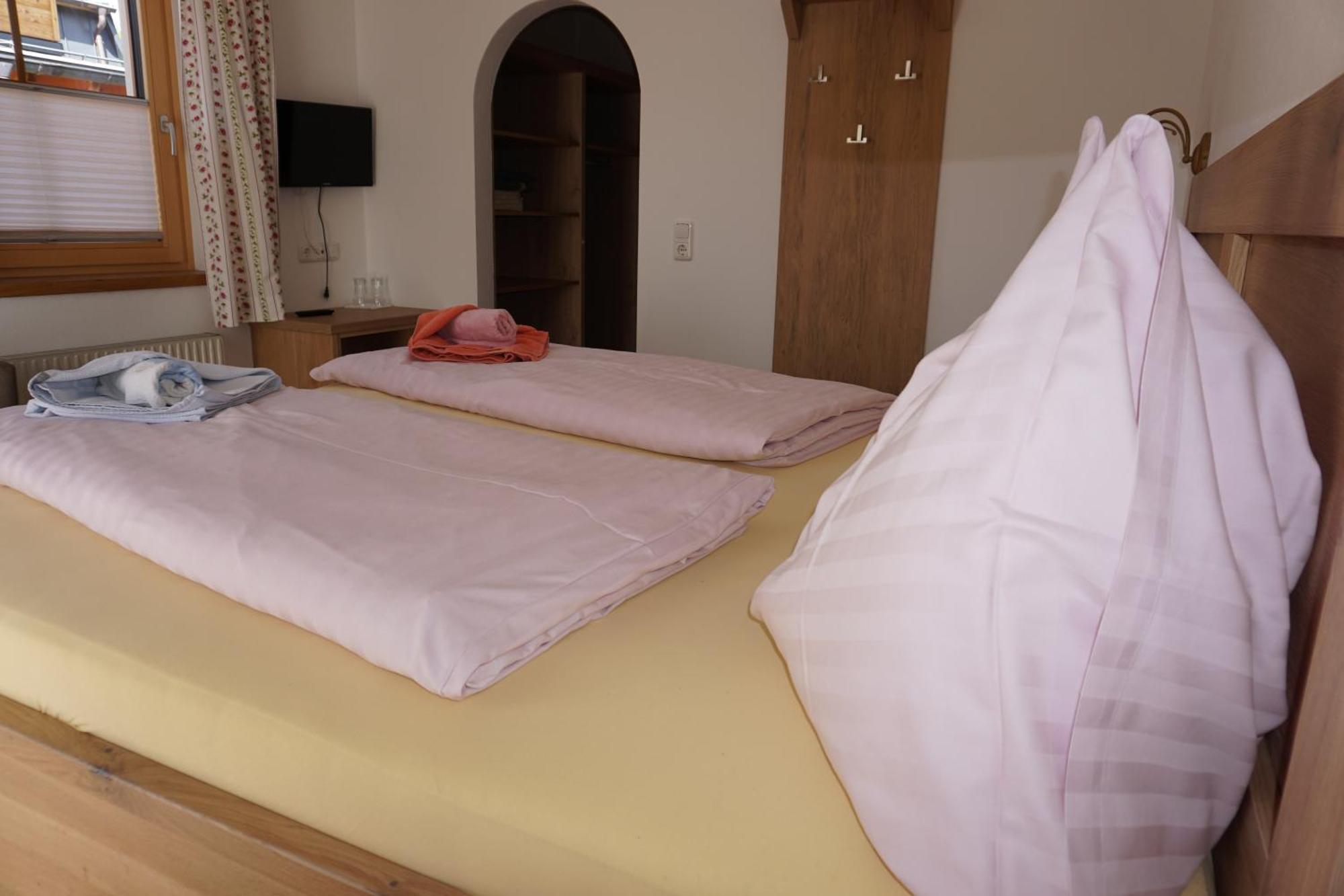 Pension & Appartements Anny Maria Alm am Steinernen Meer Εξωτερικό φωτογραφία