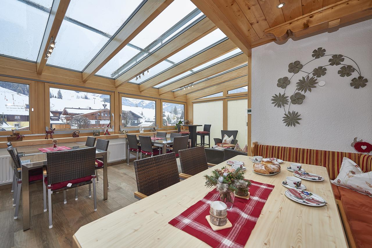Pension & Appartements Anny Maria Alm am Steinernen Meer Εξωτερικό φωτογραφία